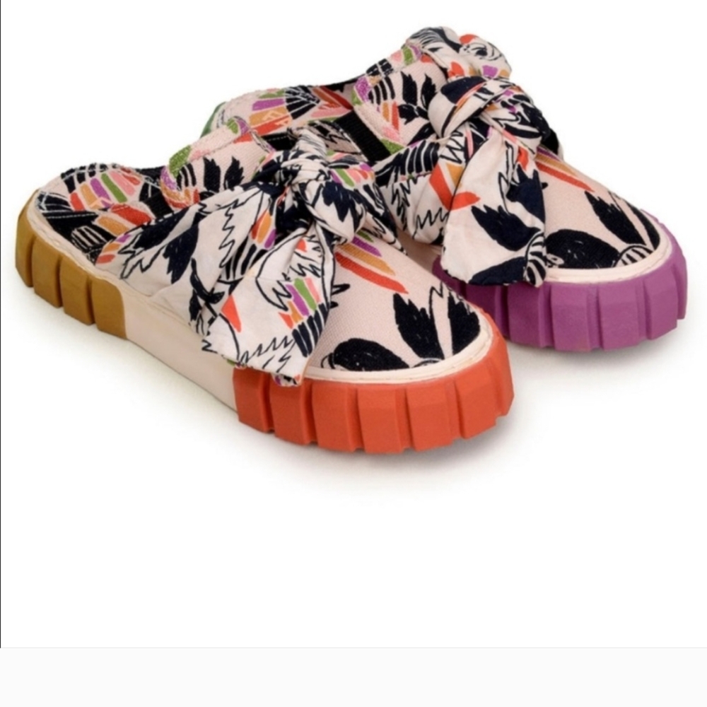 Farm Rio Bird Slip on Sneaker Mules with Bow NWT